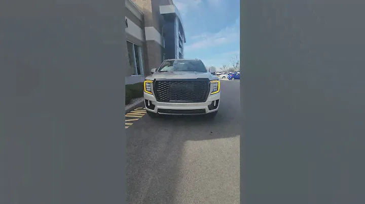 2023 Yukon Custom